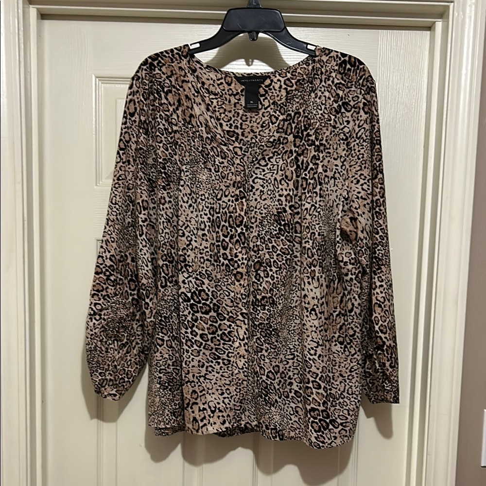 Animal Print Relaxed Blouse with 3/4 Elastic Shirred Sleeves